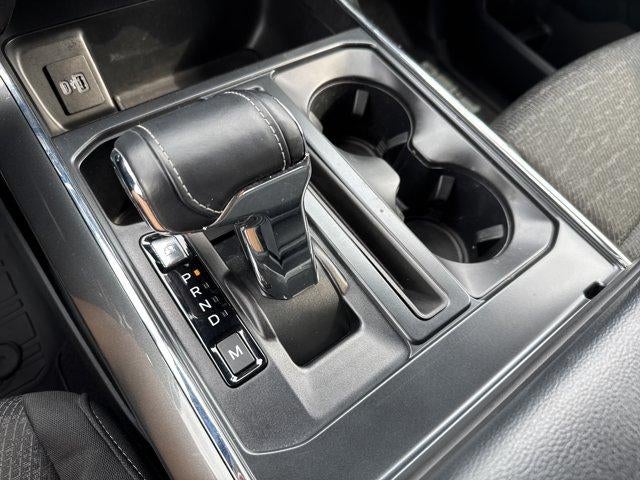 2022 Ford F-150 LARIAT 4WD SuperCrew 5.5' Box