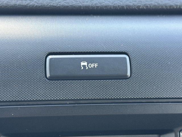 2013 Ford F-150 4WD SuperCrew 5-1/2 Ft Box XLT