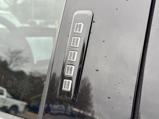 2022 Ford F-150 Raptor 4WD SuperCrew 5.5' Box