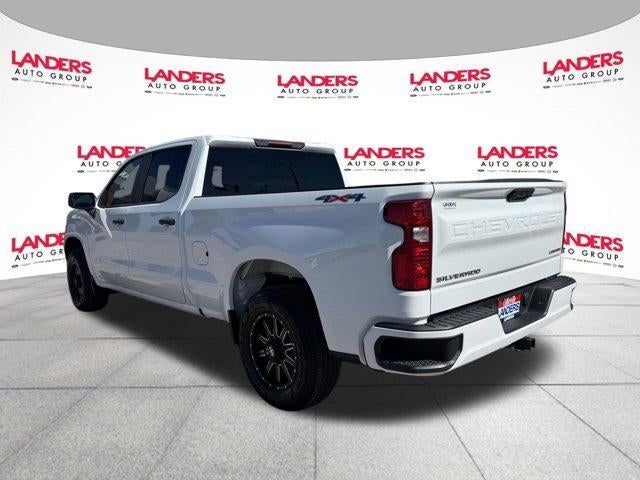 2022 Chevrolet Silverado 1500 Crew Cab Standard Box 4-Wheel Drive Custom