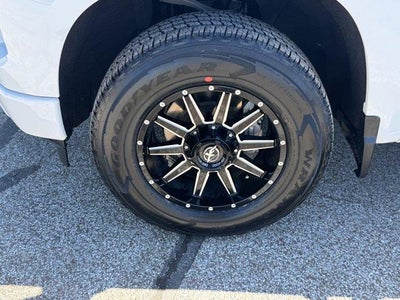 2022 Chevrolet Silverado 1500 Crew Cab Standard Box 4-Wheel Drive Custom