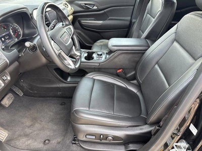 2023 GMC Acadia AWD SLT