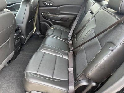 2023 GMC Acadia AWD SLT