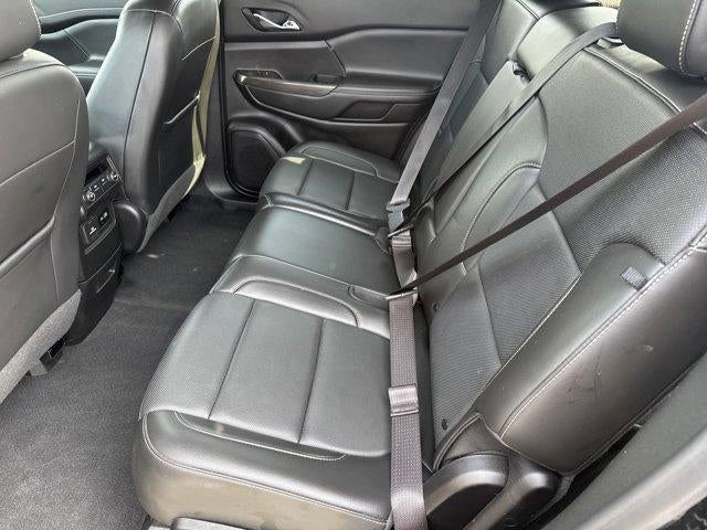 2023 GMC Acadia AWD SLT
