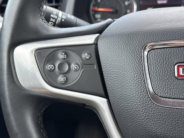 2023 GMC Acadia AWD SLT