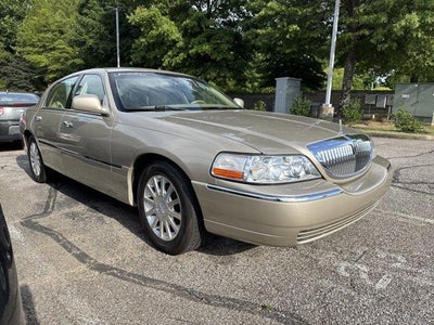 2006 Lincoln Town Car 4dr Sdn Signature