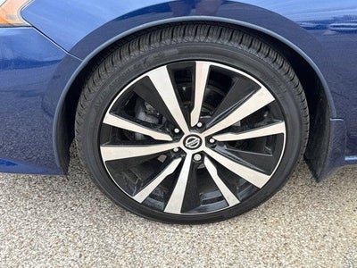 2020 Nissan Altima 2.5 SR Sedan