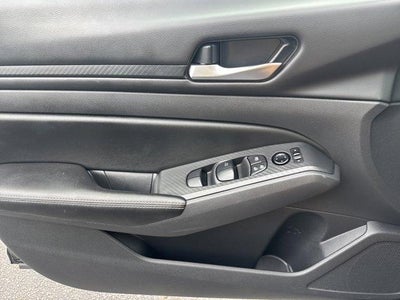 2024 Nissan Altima 2.5 SV Sedan