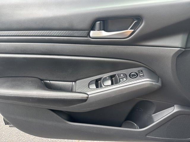 2024 Nissan Altima 2.5 SV Sedan