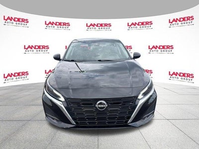 2024 Nissan Altima 2.5 SV Sedan
