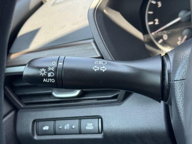 2023 Nissan Altima 2.5 SV Sedan