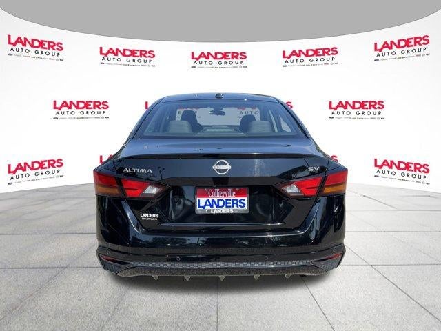 2023 Nissan Altima 2.5 SV Sedan