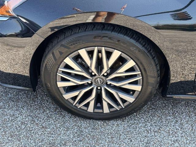 2023 Nissan Altima 2.5 SV Sedan