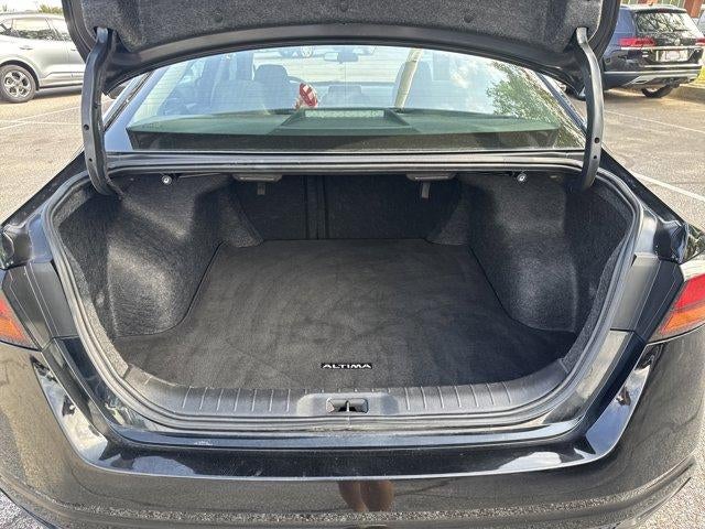 2024 Nissan Altima 2.5 SV Sedan