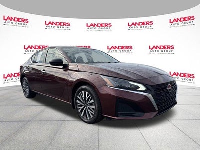 2024 Nissan Altima 2.5 SV AWD Sedan