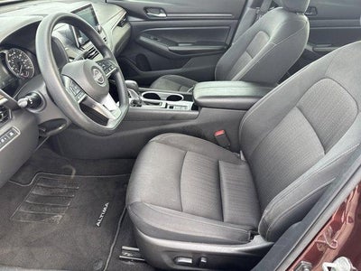 2024 Nissan Altima 2.5 SV AWD Sedan