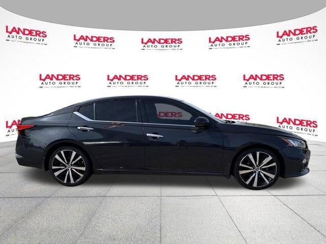 2019 Nissan Altima 2.5 Platinum Sedan
