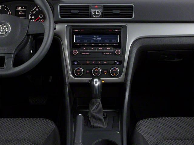 2012 Volkswagen Passat 4dr Sdn 2.5L Auto SEL PZEV