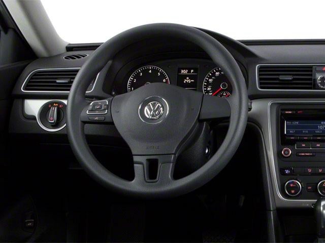 2012 Volkswagen Passat 4dr Sdn 2.5L Auto SEL PZEV