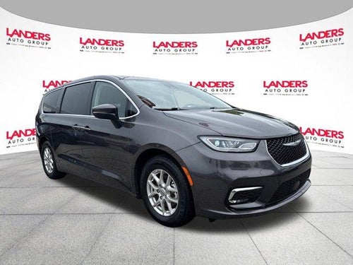 2023 Chrysler Pacifica Touring L FWD