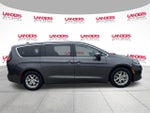 2023 Chrysler Pacifica Touring L FWD