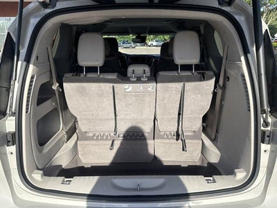 2017 Chrysler Pacifica Touring-L Plus FWD