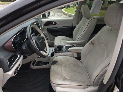 2019 Chrysler Pacifica Limited FWD