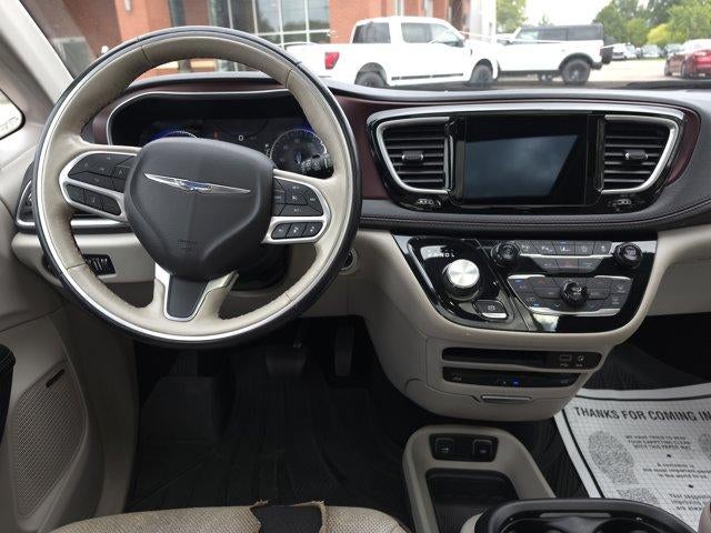 2019 Chrysler Pacifica Limited FWD
