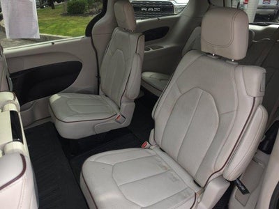 2019 Chrysler Pacifica Limited FWD
