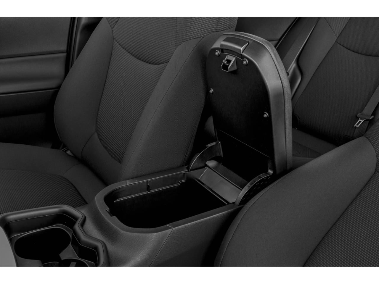 2022 Toyota RAV4 LE FWD (GS)
