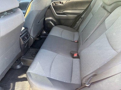 2022 Toyota RAV4 XLE AWD (Natl)