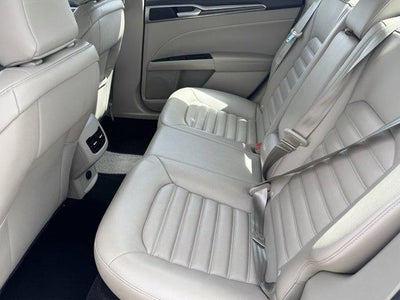 2020 Ford Fusion SEL FWD