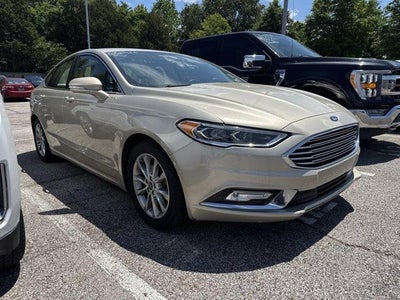 2017 Ford Fusion SE FWD