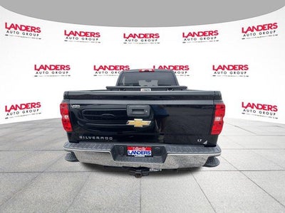 2017 Chevrolet Silverado 1500 Crew Cab Standard Box 4-Wheel Drive LT