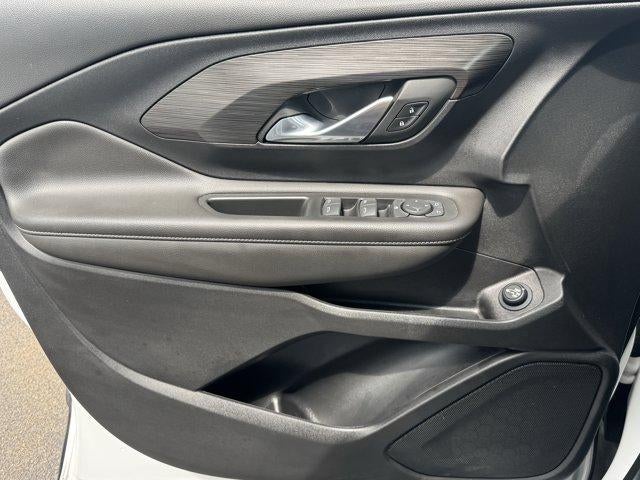 2023 GMC Terrain FWD 4dr SLE