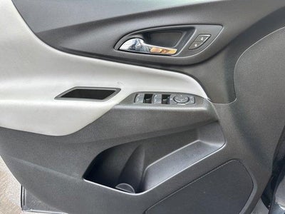 2022 Chevrolet Equinox FWD 4dr LS