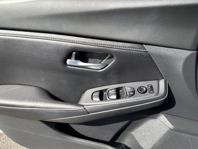 2023 Nissan Sentra SV CVT