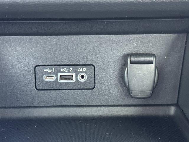 2023 Nissan Sentra SV CVT