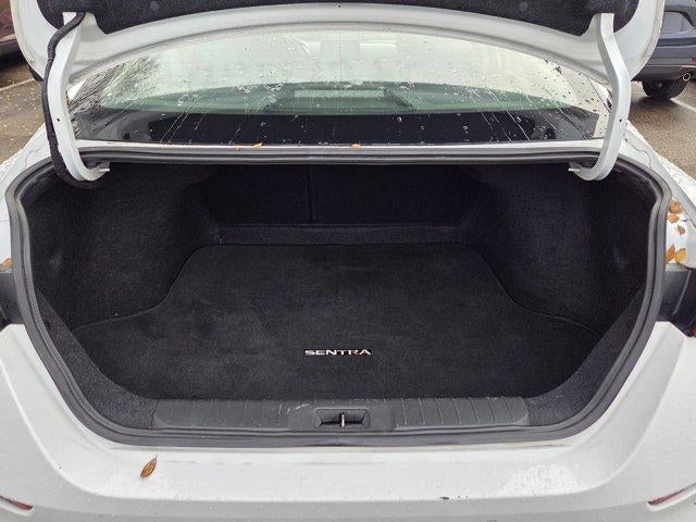 2022 Nissan Sentra SV CVT