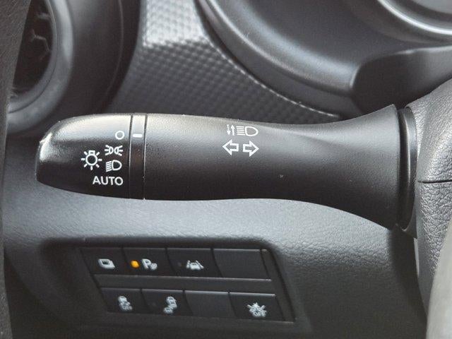 2023 Nissan Kicks S FWD