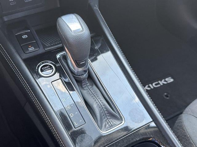 2024 Nissan Kicks SR FWD