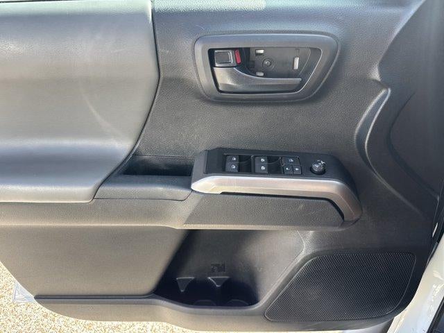 2023 Toyota Tacoma 2WD 2WD SR5 Double Cab 6' Bed V6 AT (GS)
