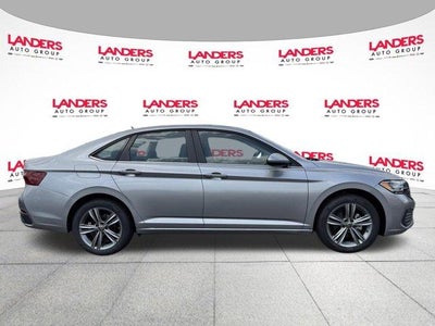 2024 Volkswagen Jetta SE Auto