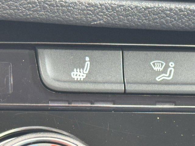 2024 Volkswagen Jetta SE Auto