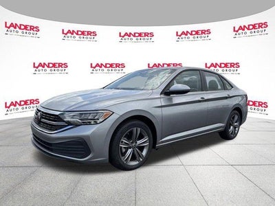 2024 Volkswagen Jetta SE Auto