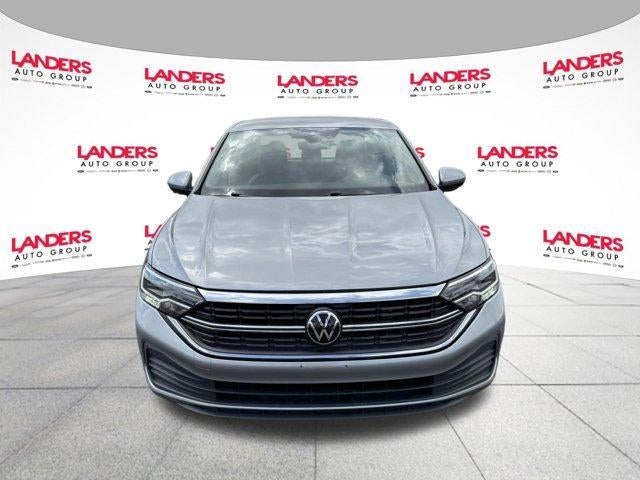 2024 Volkswagen Jetta SE Auto
