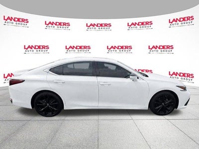 2022 Lexus ES 300h F SPORT FWD