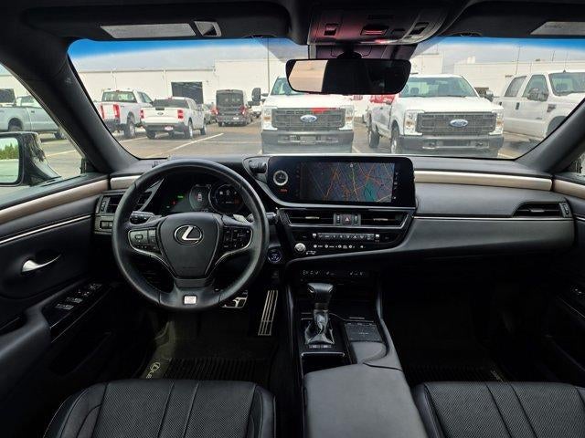 2022 Lexus ES 300h F SPORT FWD