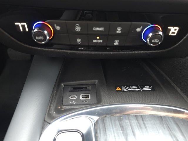 2023 Buick Enclave Essence FWD