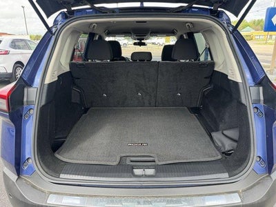 2021 Nissan Rogue FWD SV